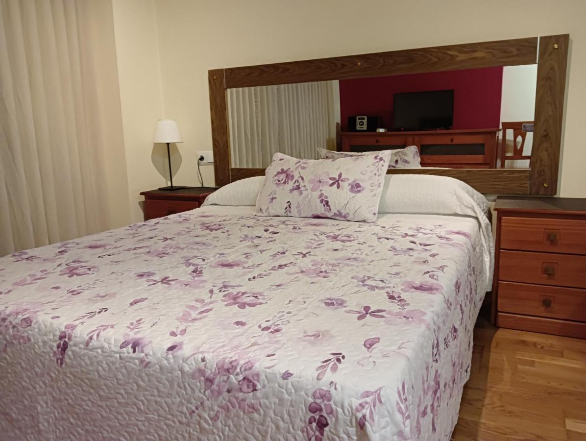 Apartamentos Chevere Granate Овиедо Екстериор снимка